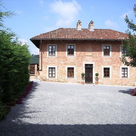 B&B Cascina Gaione Via Gallina,18B 12052 Neive Cn المظهر الخارجي الصورة