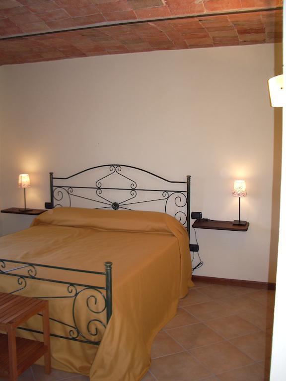 B&B Cascina Gaione Via Gallina,18B 12052 Neive Cn الغرفة الصورة